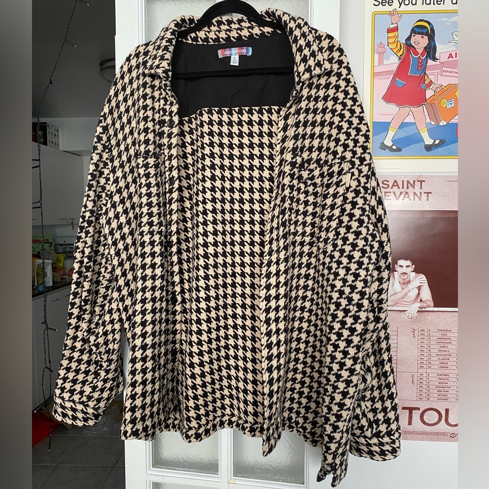 Urban outfitters Houndstooth pattern knitted cotton shirt jacket